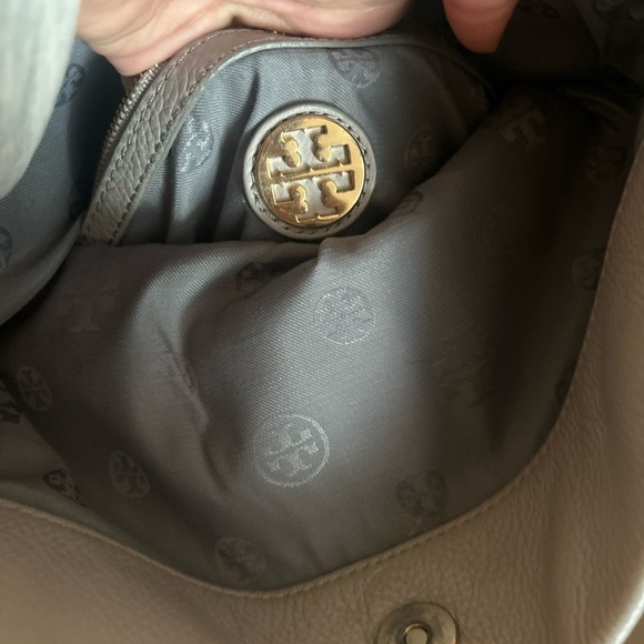 Tory burch foldover amanda crossbody gray bag - Picture 9 of 9